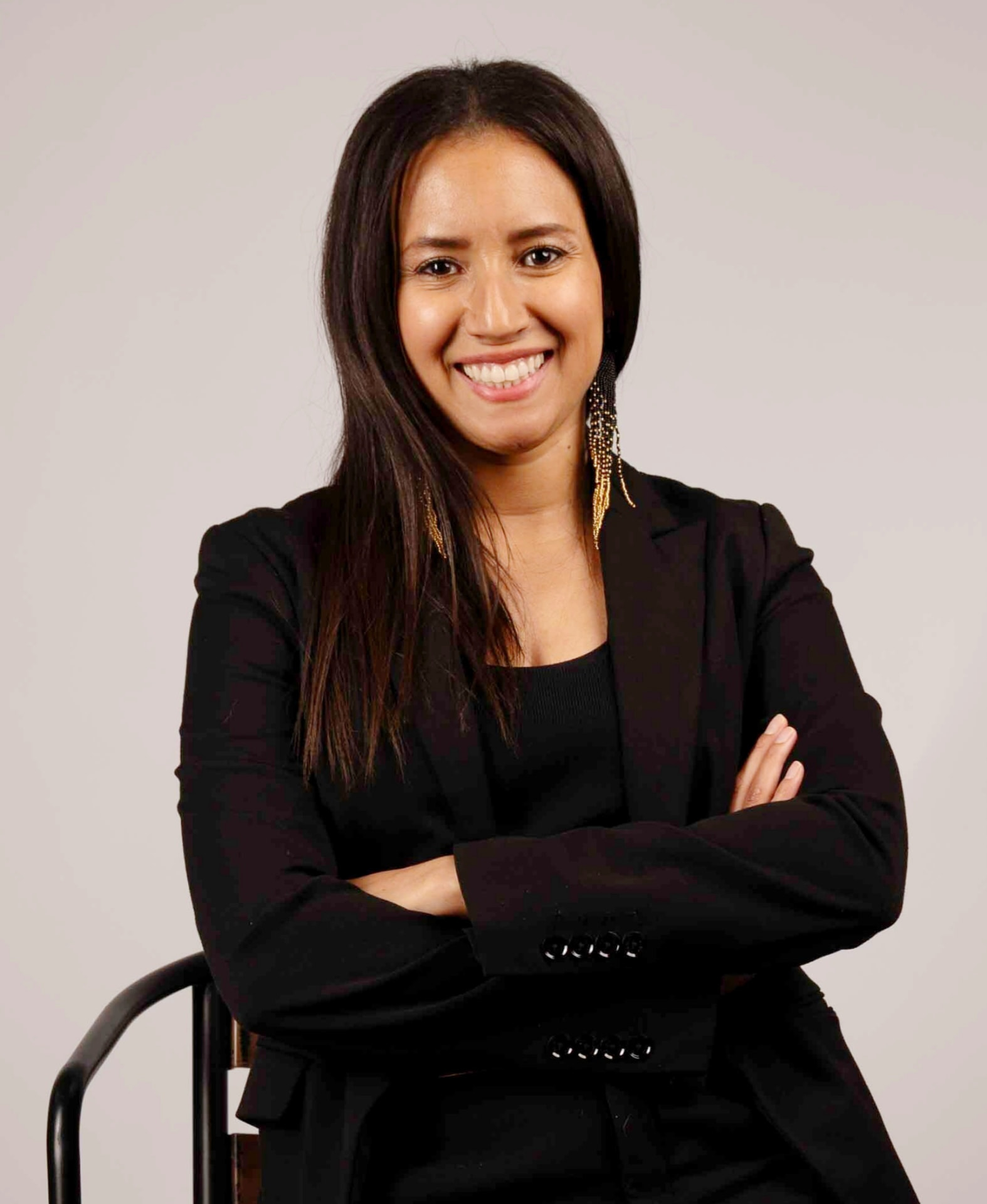 Portrait of Cailenys Leslie, AI governance and business systems consultant